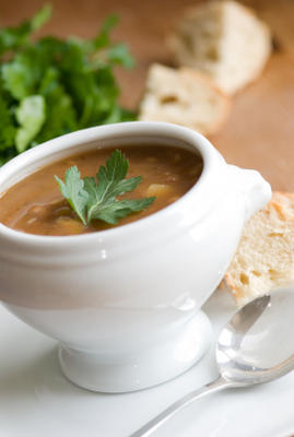 https://frenchwomendontgetfat.com/wp-content/uploads/2009/03/Veggie-soup.jpg